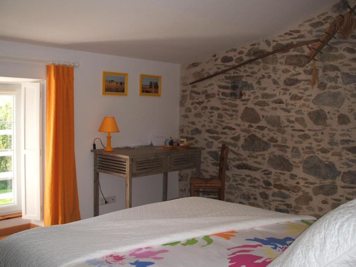 Chambres d'hôtes La Charrière Cheffois Extérieur photo
